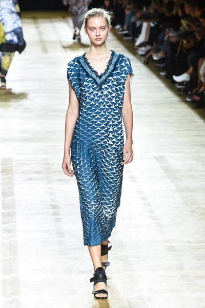 Look 5